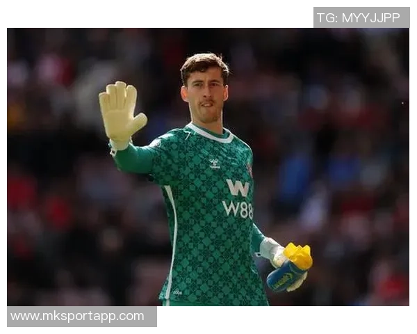 维卡里奥选择离开热刺重返意甲经纪人与国米展开接触